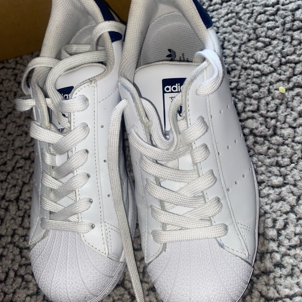 Adidas sneaker